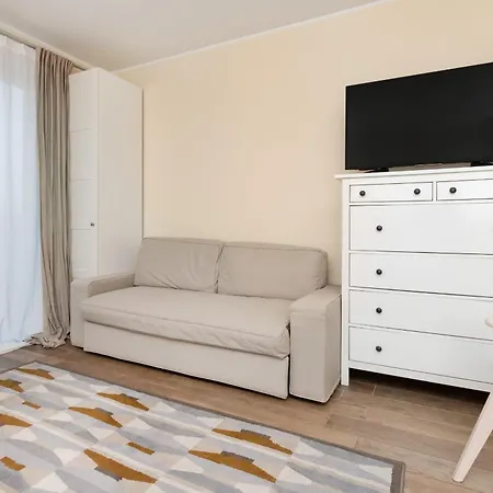 Beige Studio On The Coast With Parking And Balcony In By Renters * Gdynia
